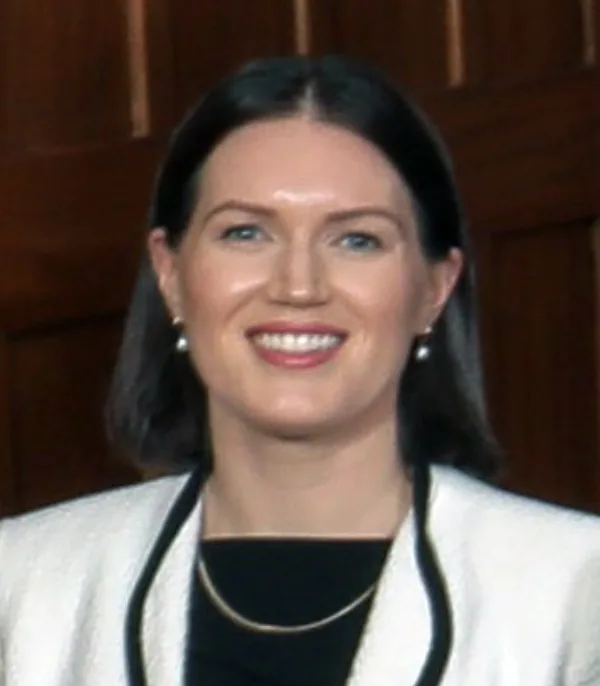 Brooke van Velden 肖像